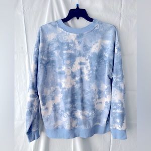 Original Use Blue Cloud Long Sleeve sweater